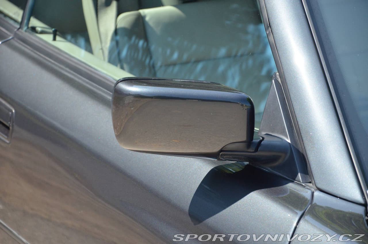 1991 BMW 8-Series - 17