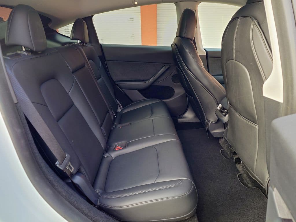 2022 Tesla Model Y - 17