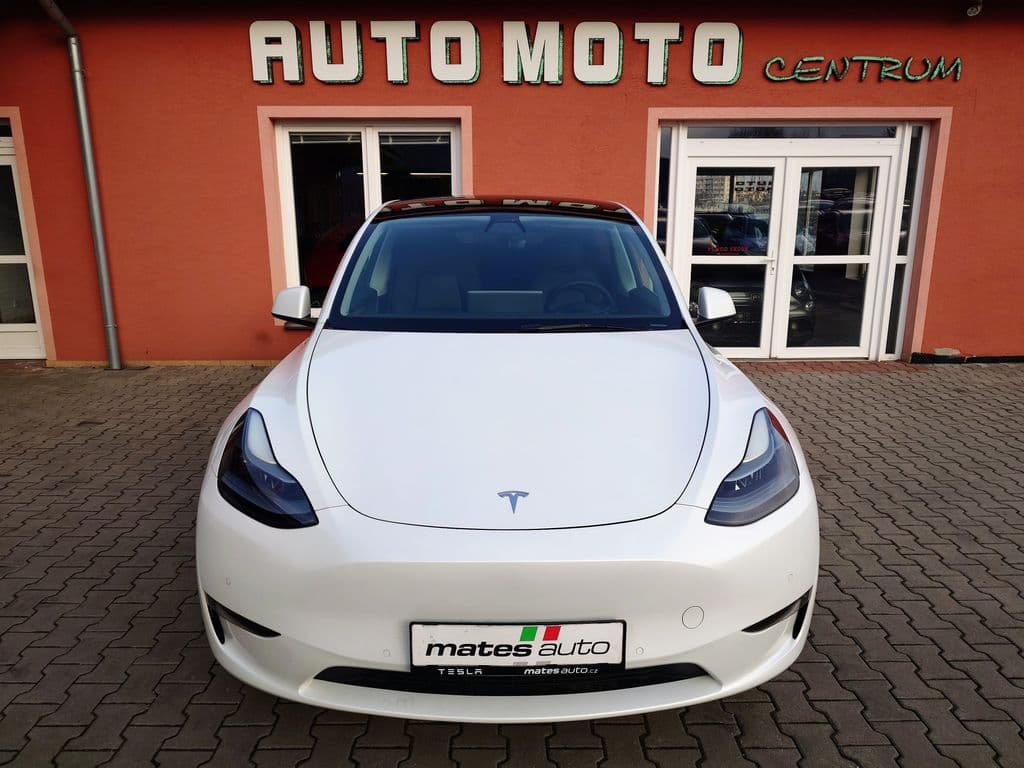 2022 Tesla Model Y - 7