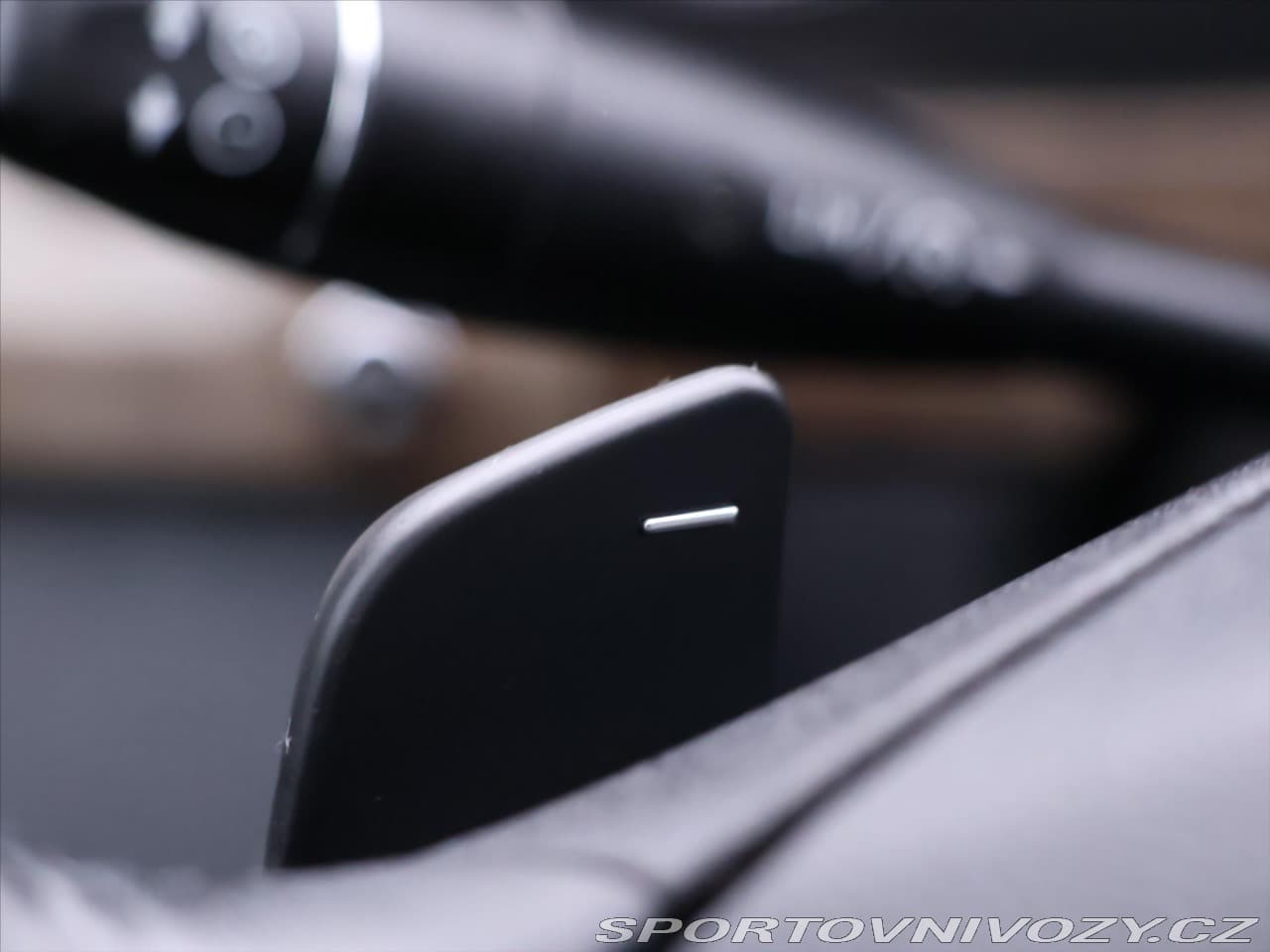 2010 Mercedes-Benz E-Class - 19