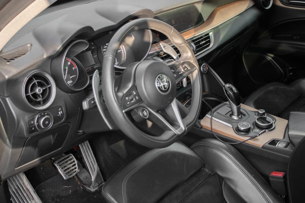 2017 Alfa Romeo Stelvio - 13