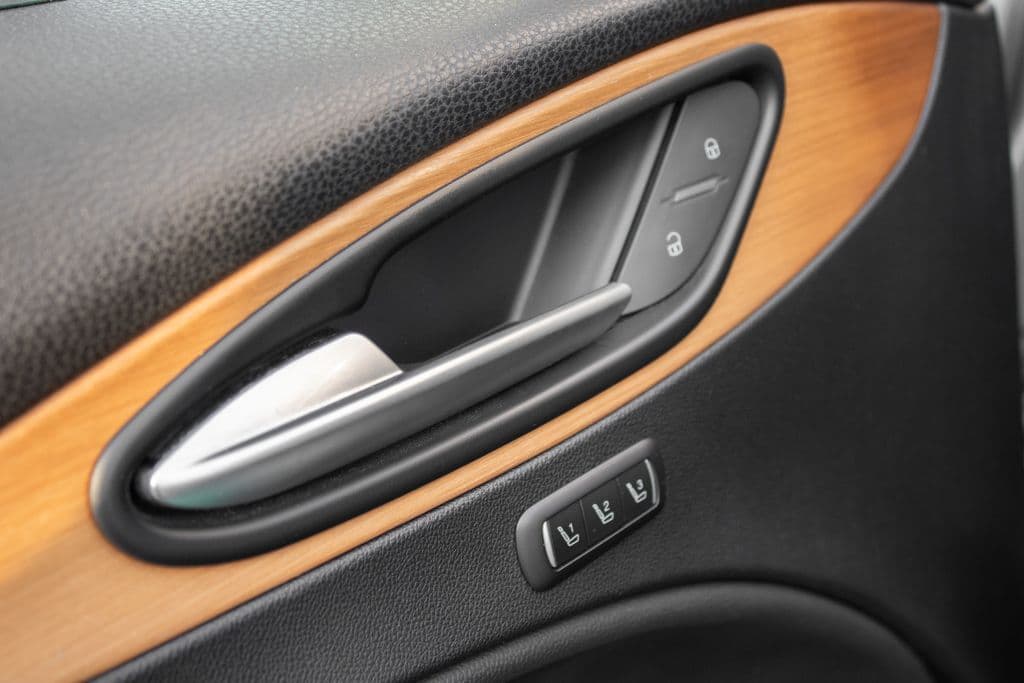 2017 Alfa Romeo Stelvio - 15