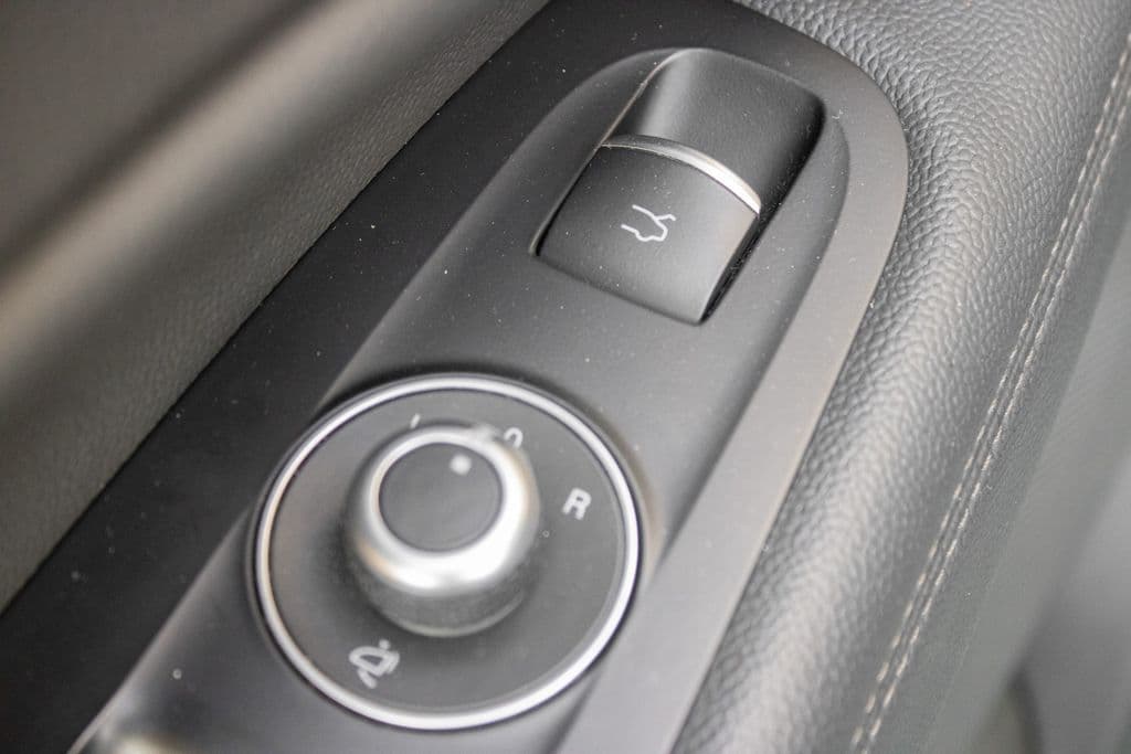 2017 Alfa Romeo Stelvio - 16