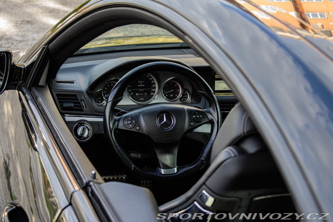 2009 Mercedes-Benz E-Class - 18