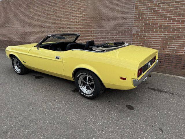 1972 Ford Mustang - 10