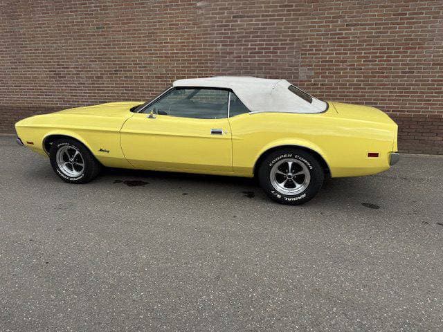 1972 Ford Mustang - 4