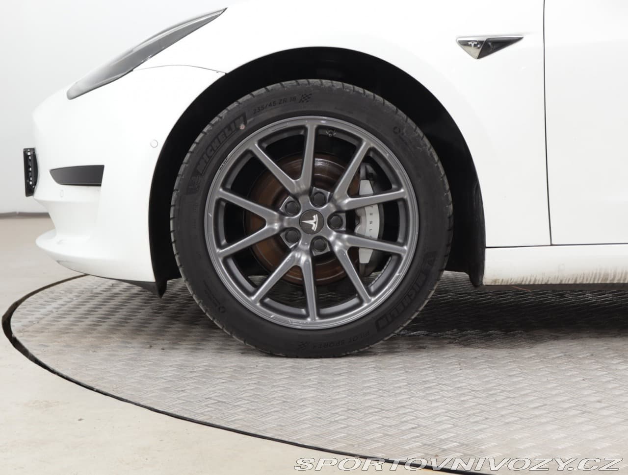 2020 Tesla Model 3 - 14