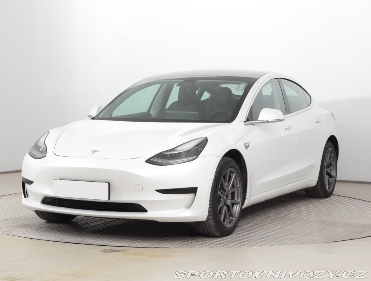 2020 Tesla Model 3 - 2