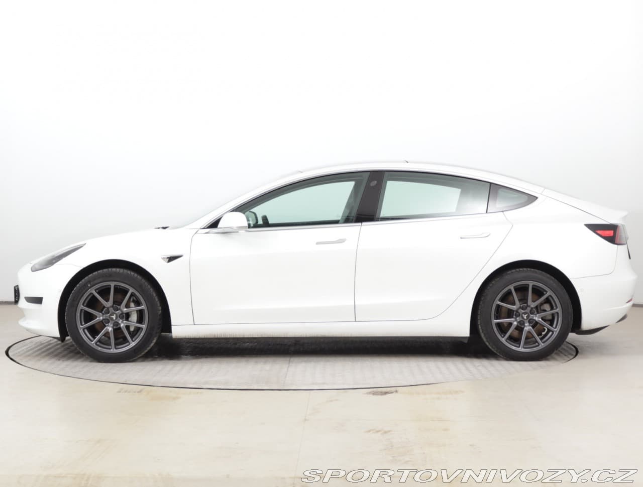2020 Tesla Model 3 - 3