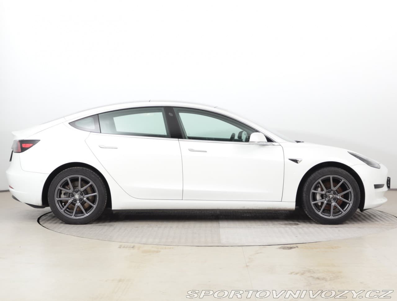 2020 Tesla Model 3 - 6