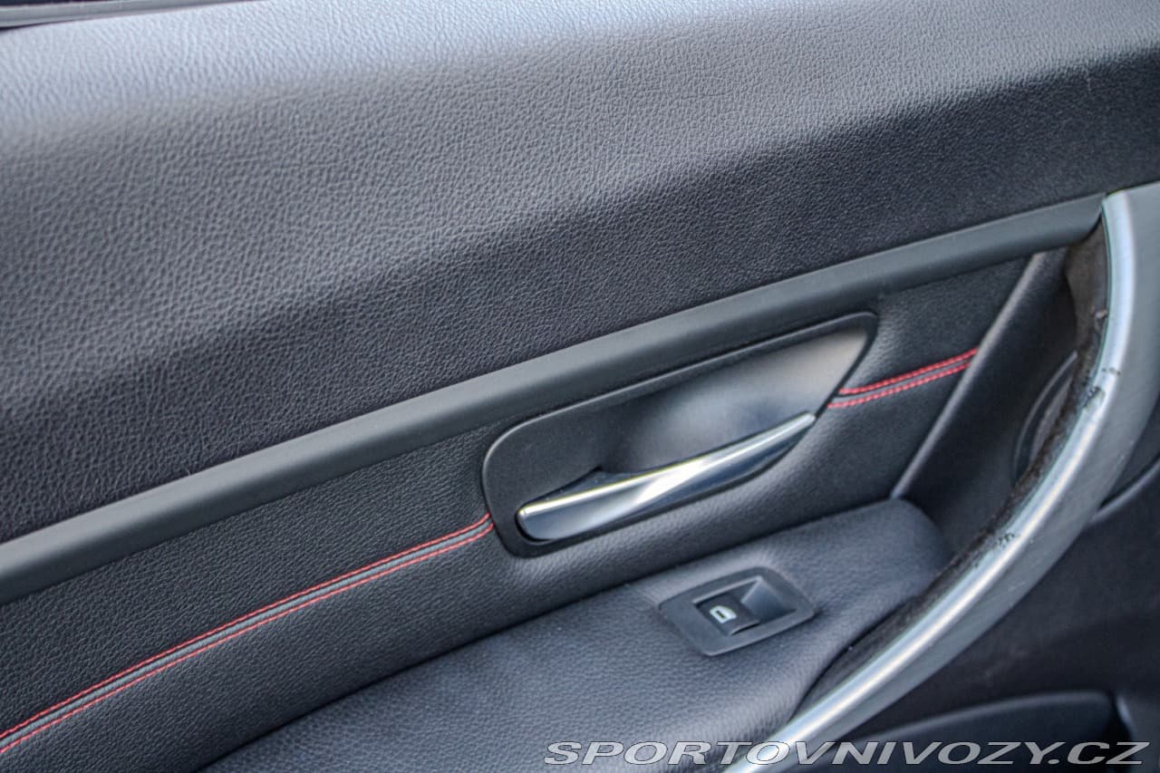 2013 BMW 3-Series - 17