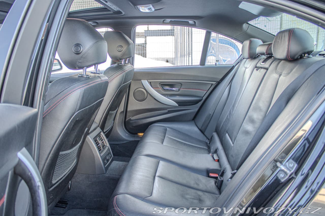 2013 BMW 3-Series - 19