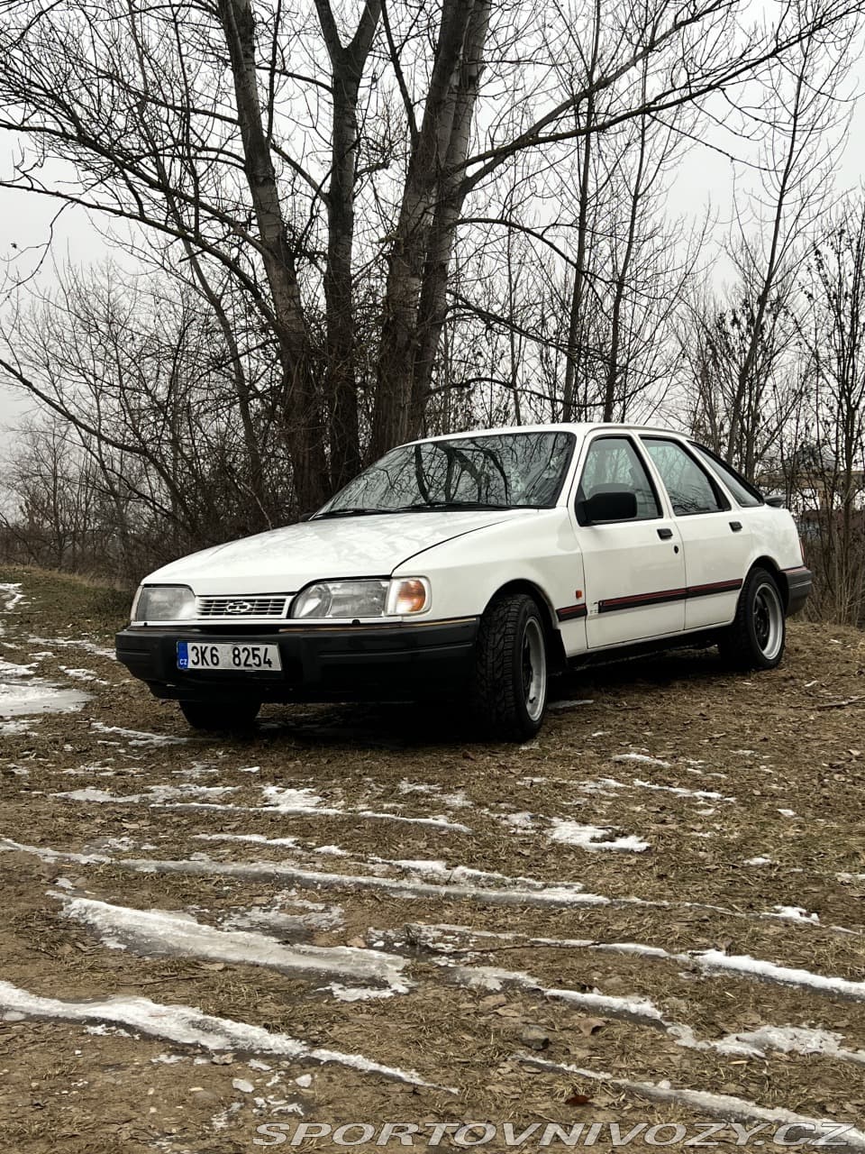 1990 Ford Sierra - 16