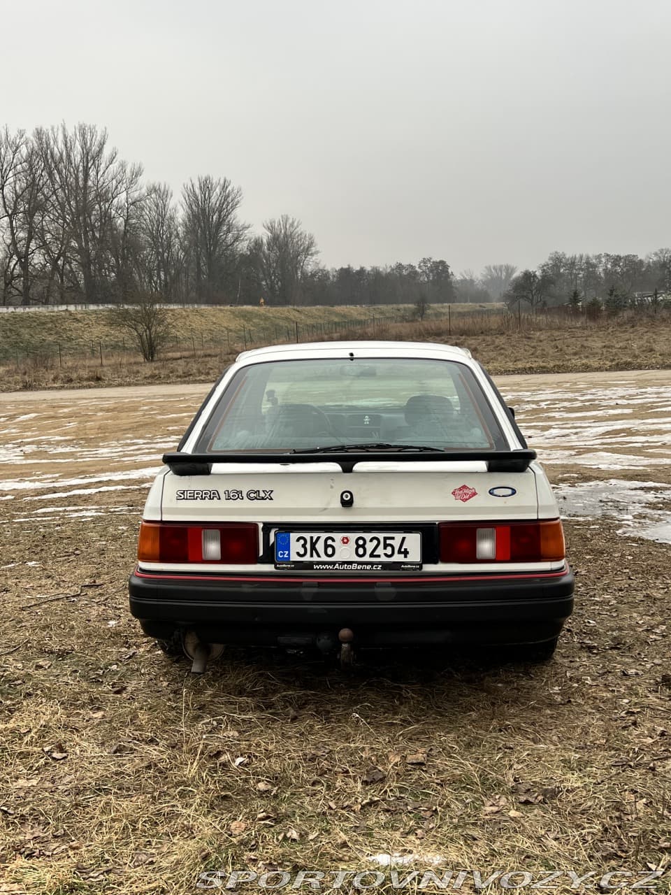 1990 Ford Sierra - 36
