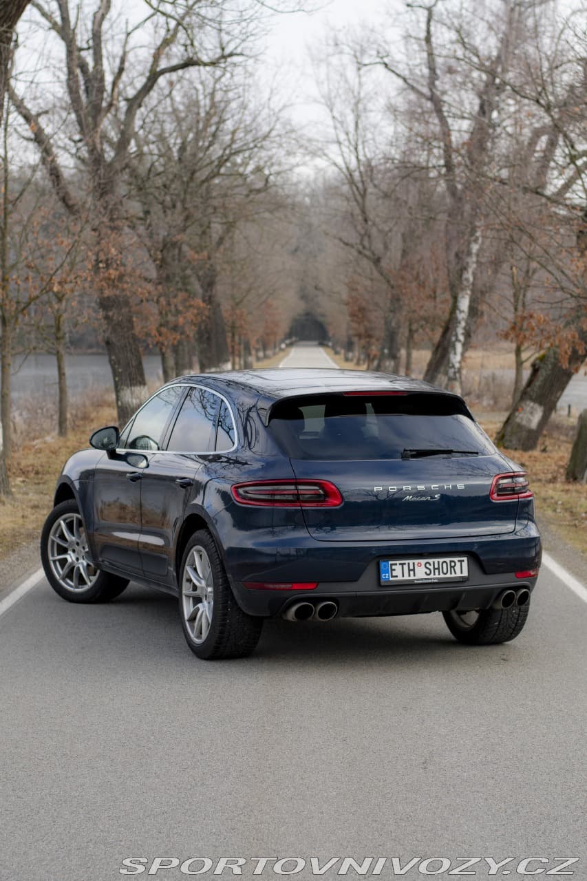 2015 Porsche Macan - 2