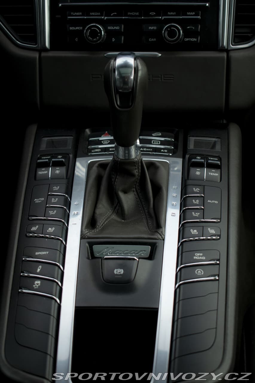 2015 Porsche Macan - 7