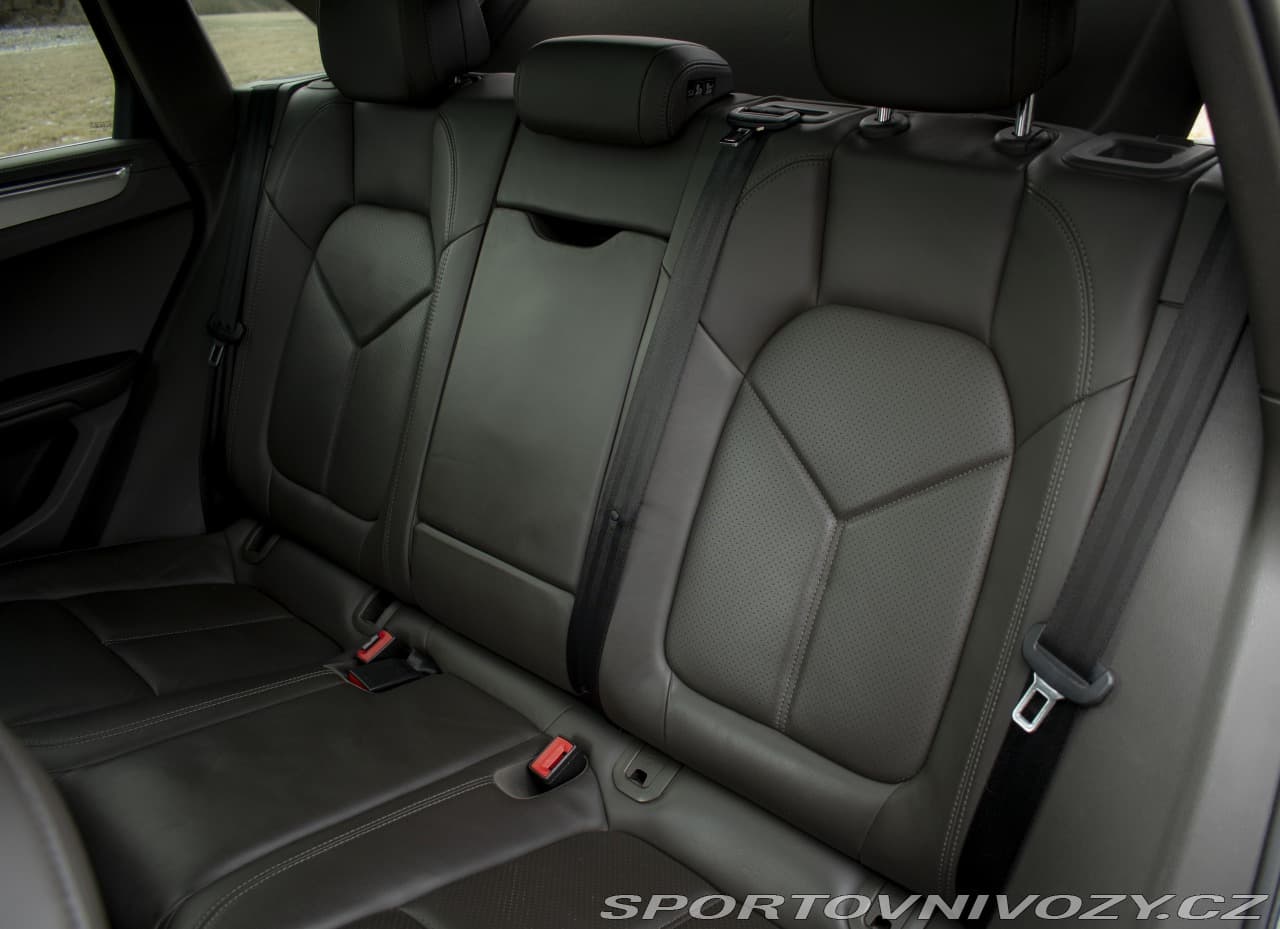 2015 Porsche Macan - 9