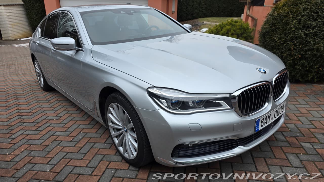 2016 BMW 7-Series - 10