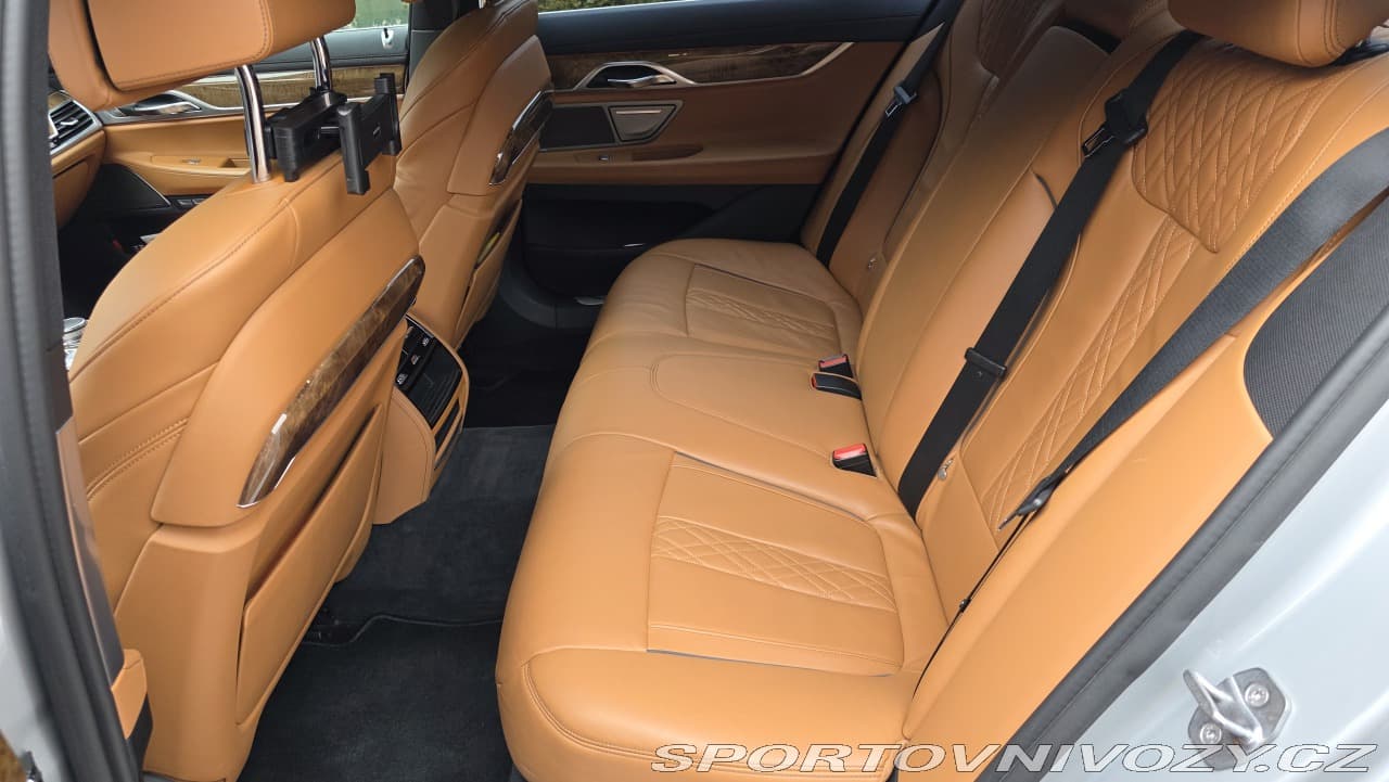 2016 BMW 7-Series - 3