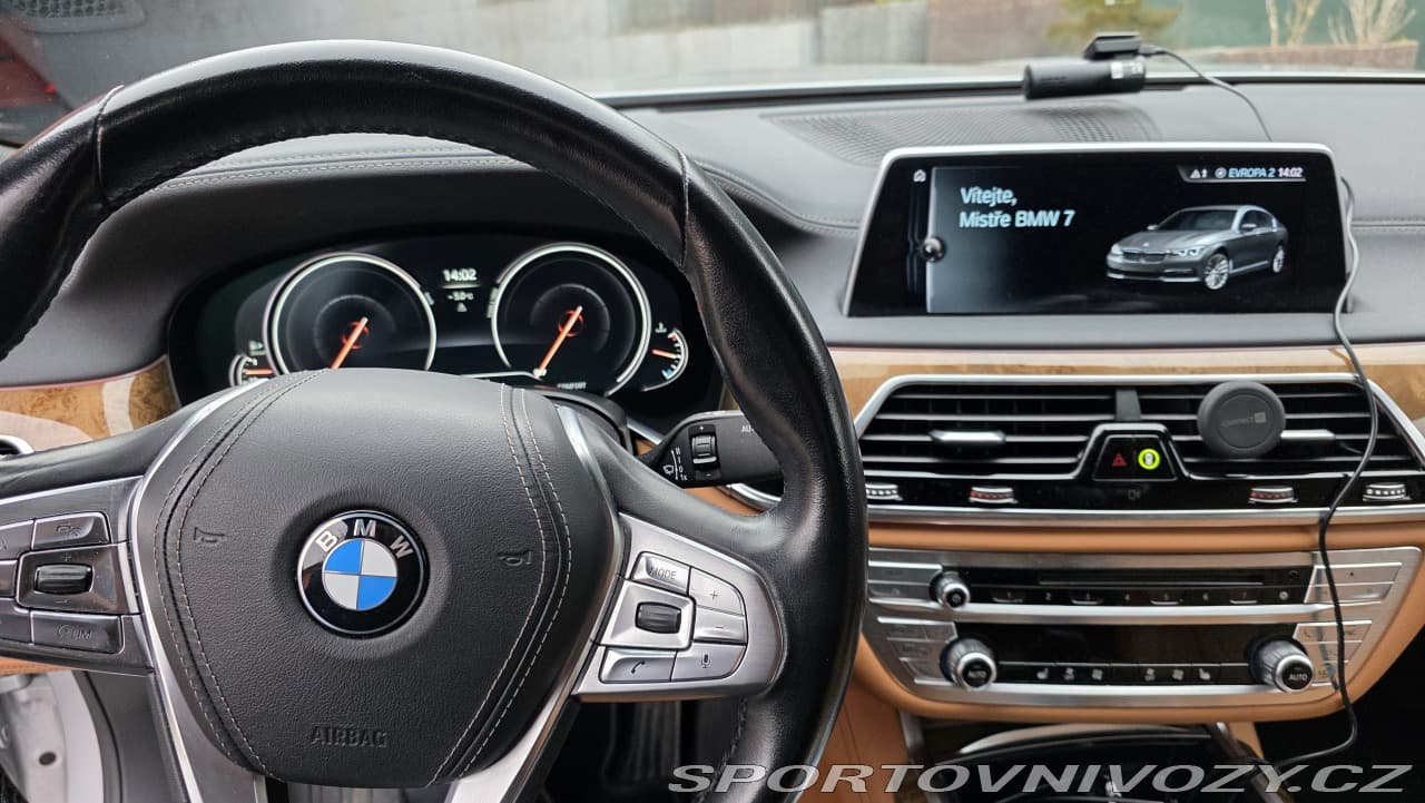 2016 BMW 7-Series - 4