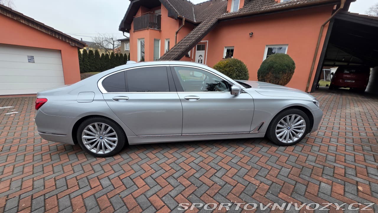 2016 BMW 7-Series - 9