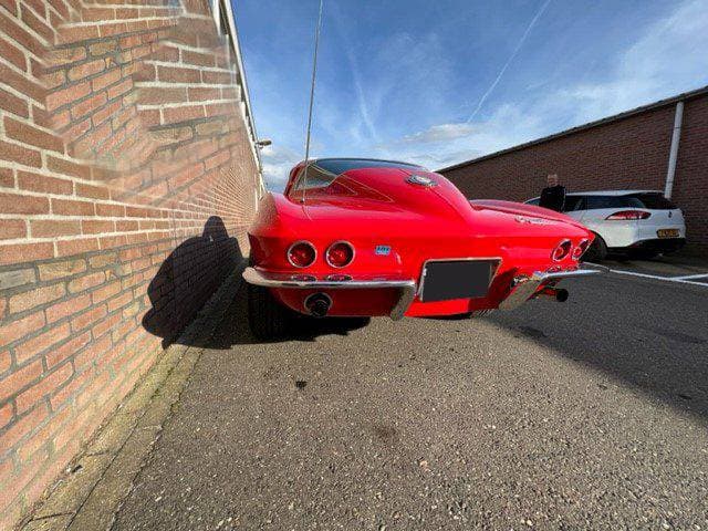 1965 Chevrolet CORVETTE - 15