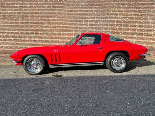 1965 Chevrolet CORVETTE - 3