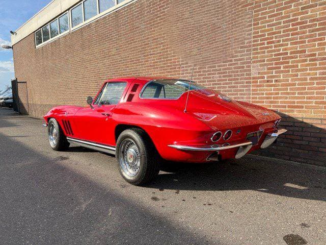1965 Chevrolet CORVETTE - 5