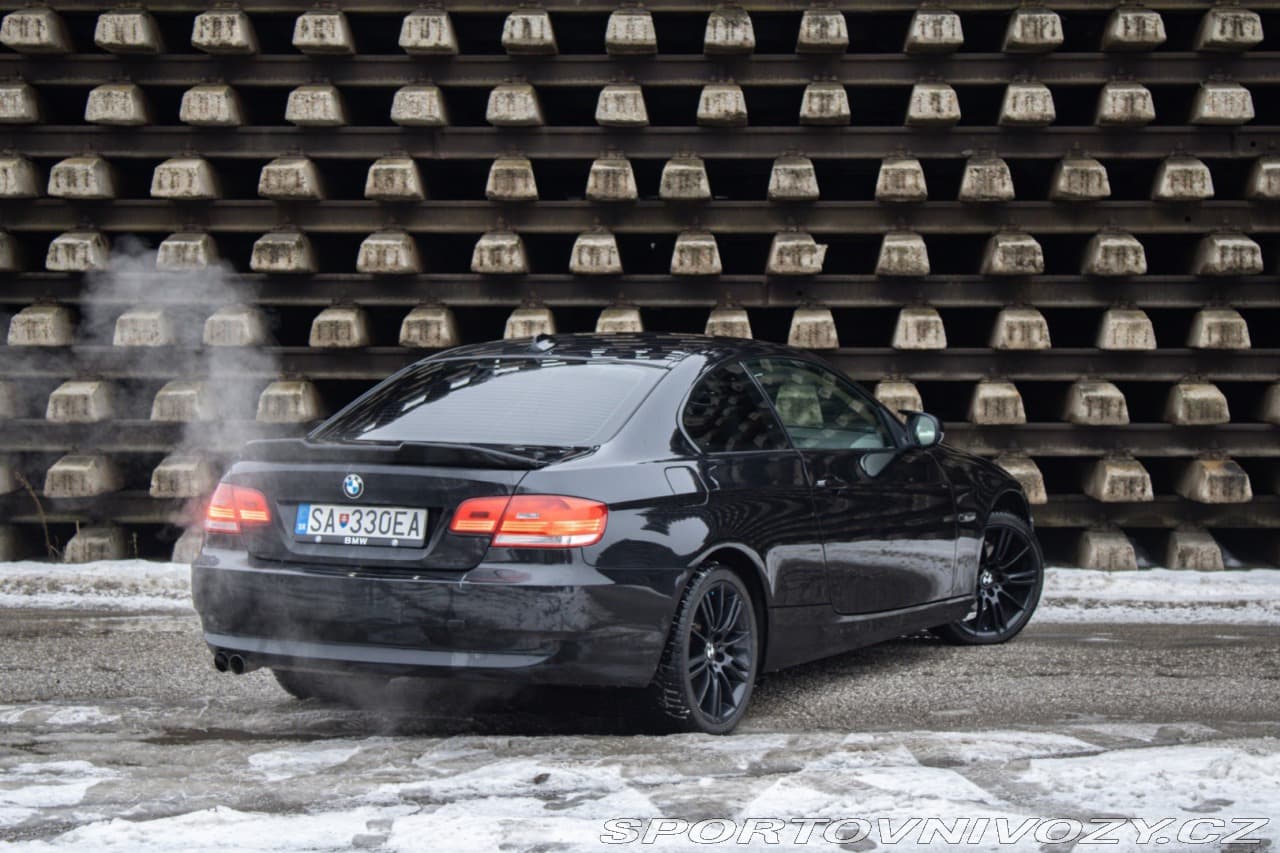 2010 BMW 3-Series - 4