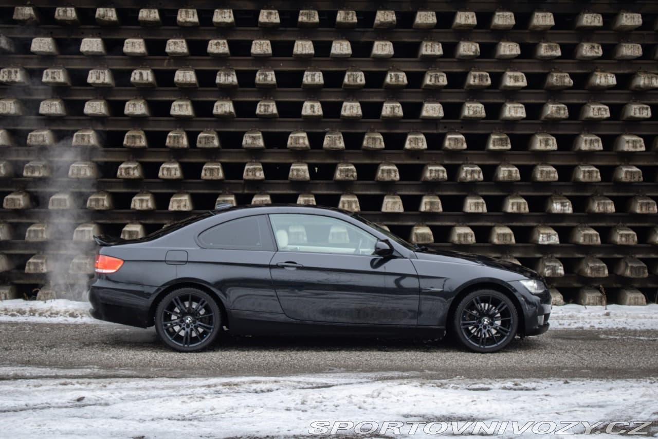 2010 BMW 3-Series - 7