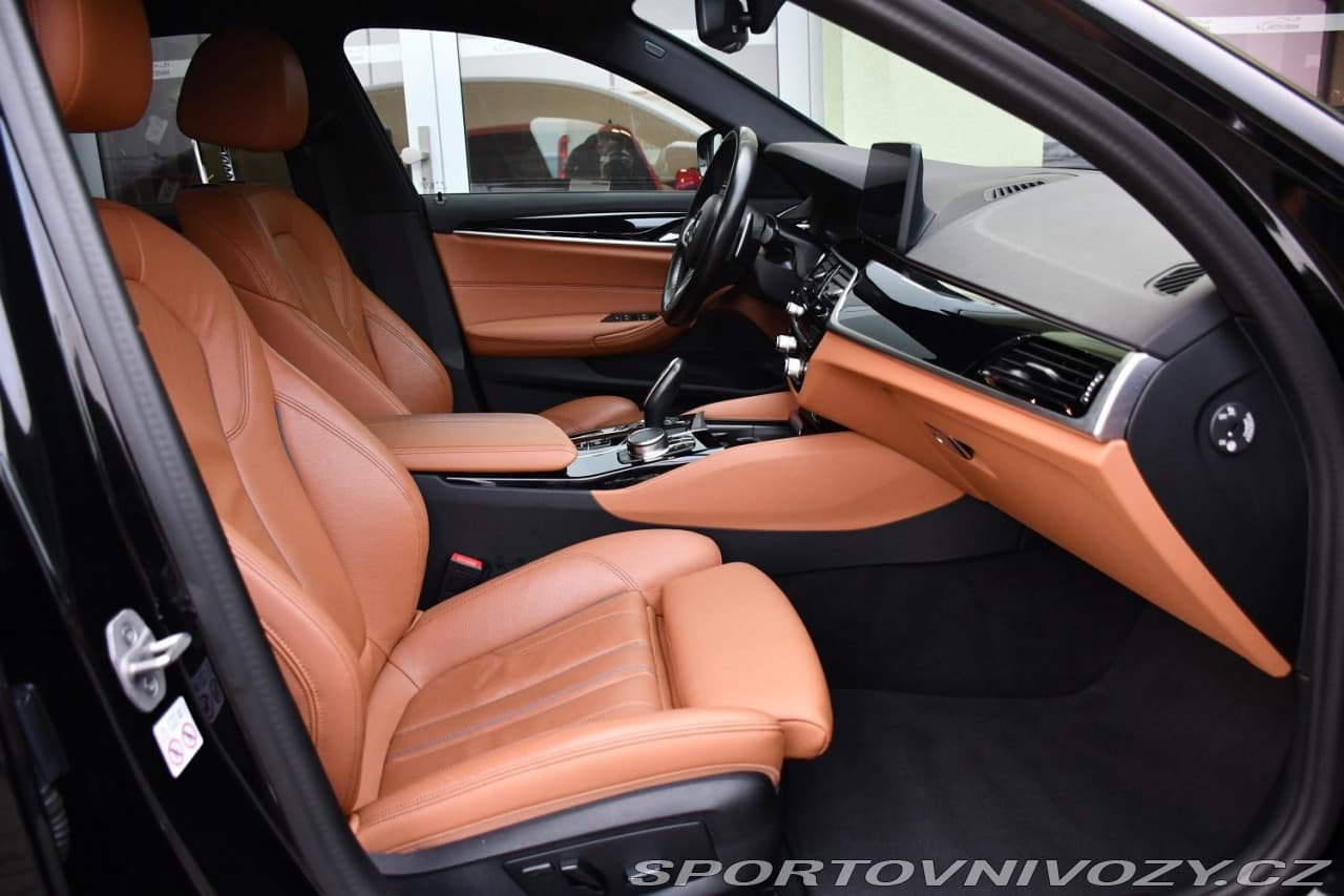 2023 BMW 5-Series - 17