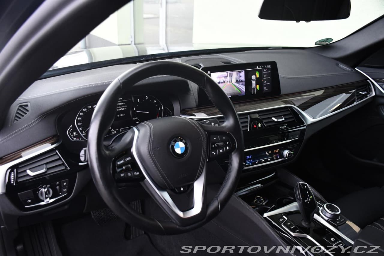 2020 BMW 5-Series - 15