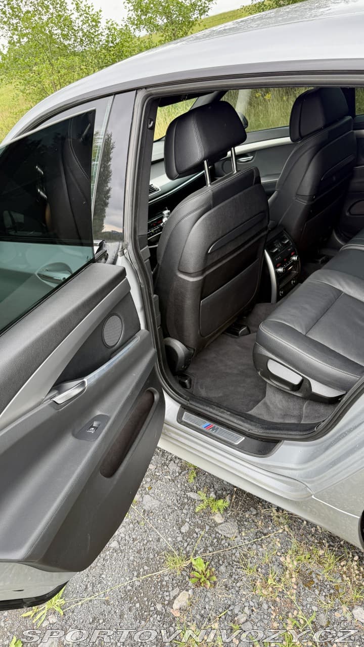 2013 BMW 5-Series - 10