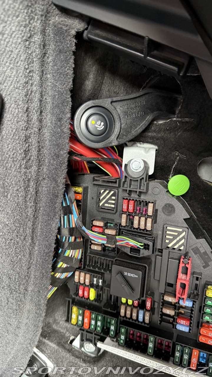 2013 BMW 5-Series - 12