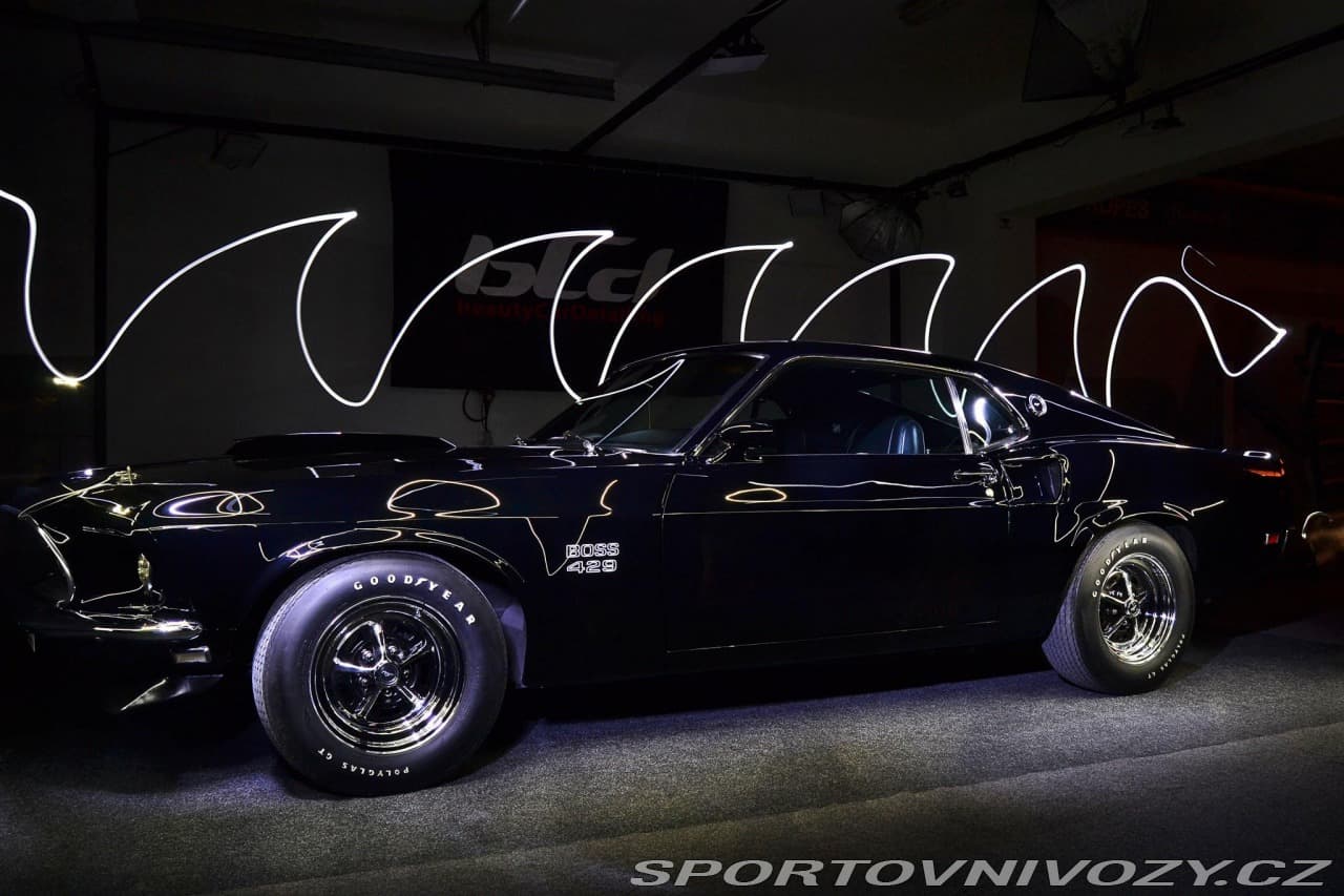 1969 Ford Mustang - 16