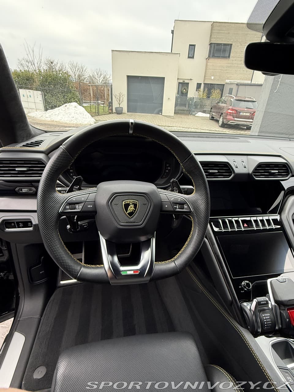 2022 Lamborghini URUS - 8