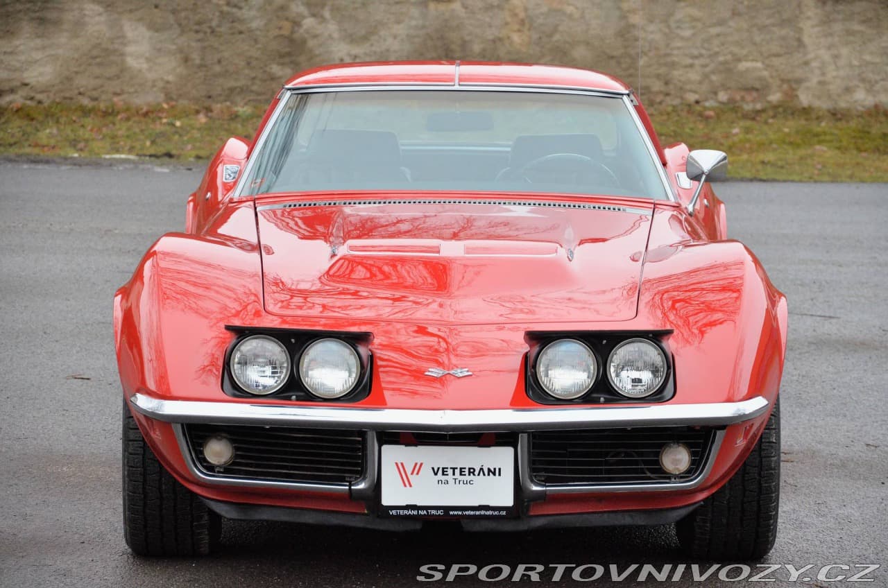 1969 Chevrolet CORVETTE - 11