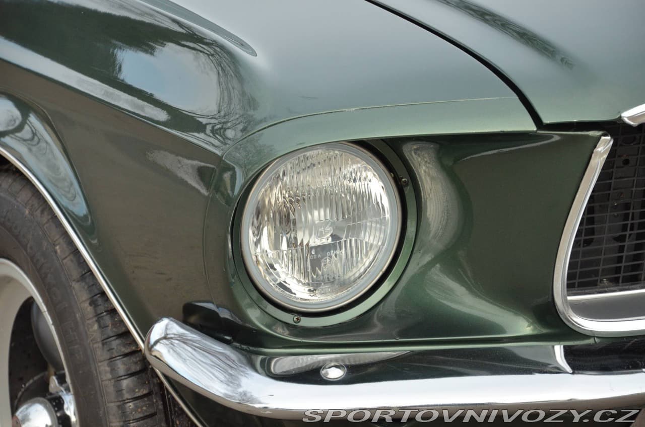 1967 Ford Mustang - 13