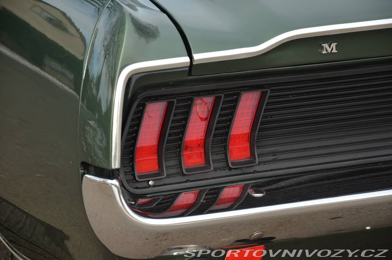 1967 Ford Mustang - 17