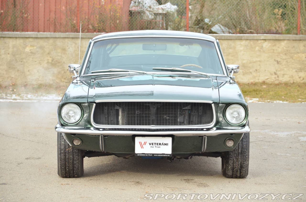 1967 Ford Mustang - 8