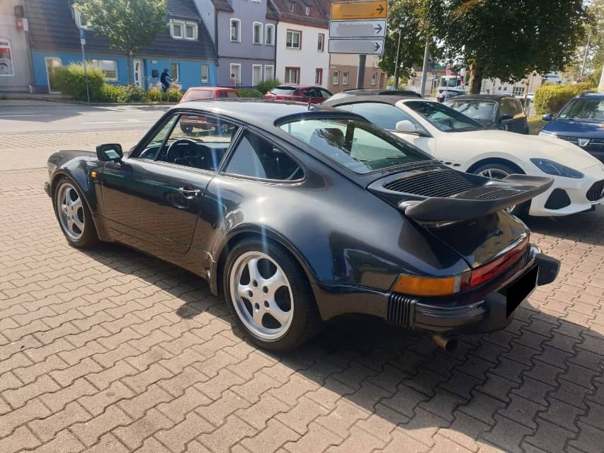 1982 Porsche 911 - 7