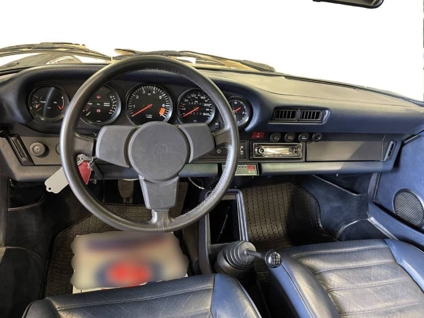 1982 Porsche 911 - 8