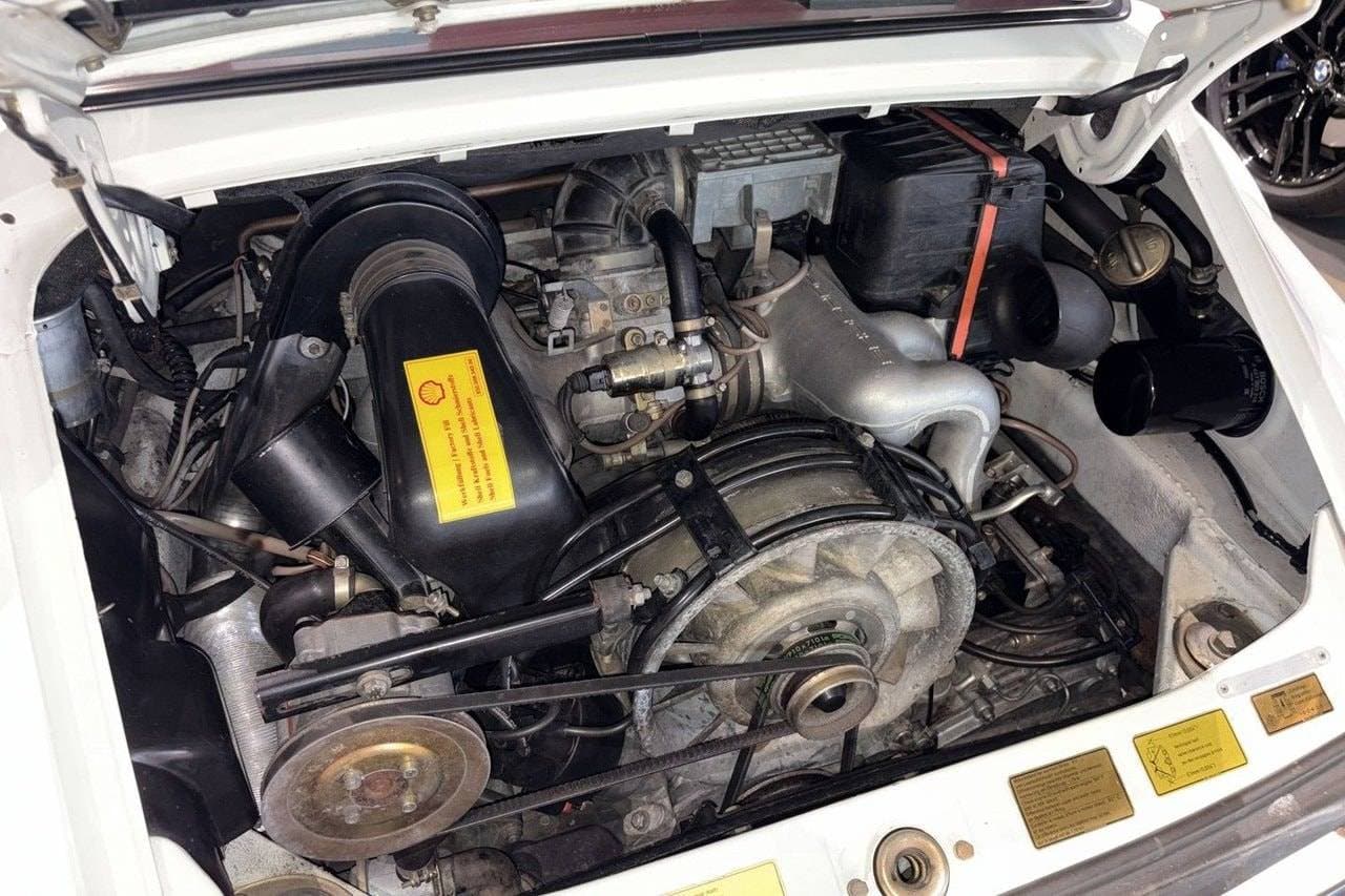 1985 Porsche 911 - 13