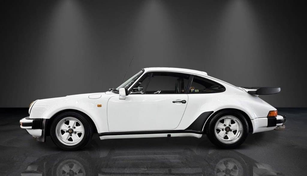 1985 Porsche 911 - 2