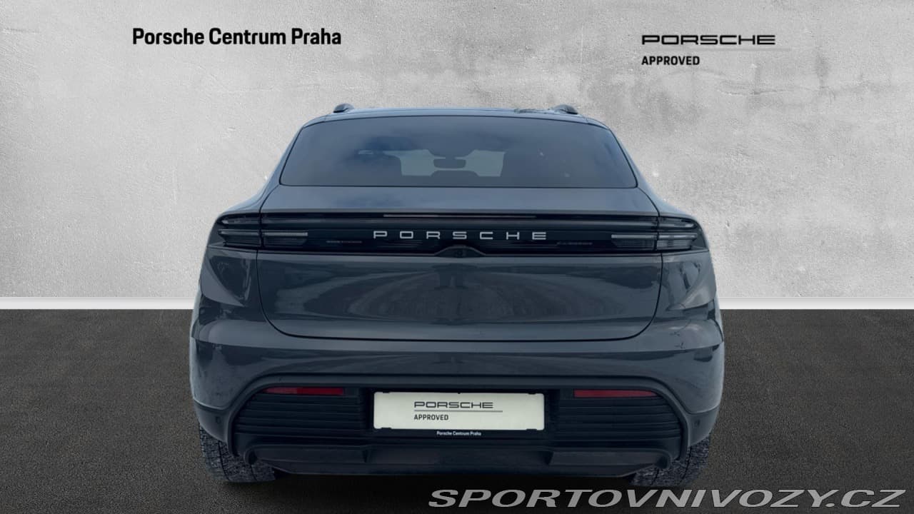 2025 Porsche Macan - 7