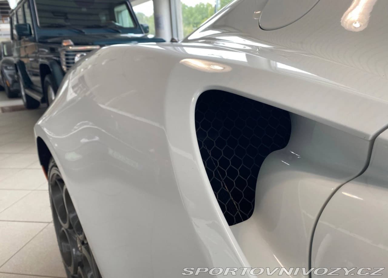 2015 Alfa Romeo 4c - 19