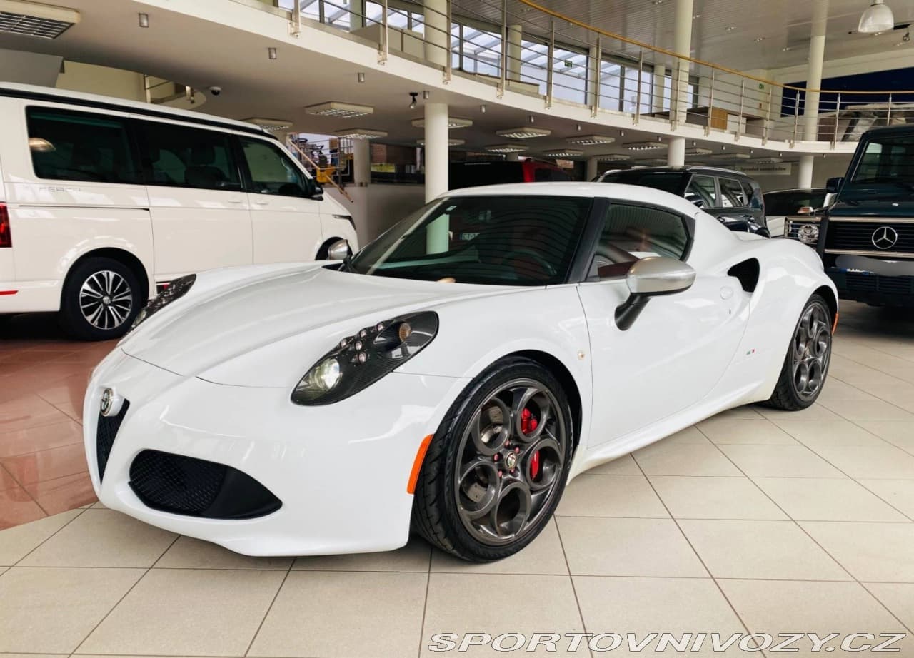 2015 Alfa Romeo 4c - 7