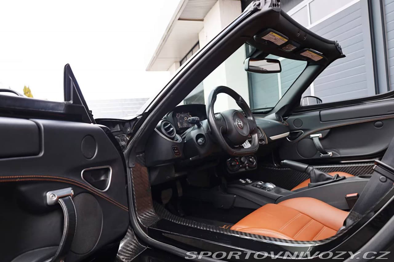 2019 Alfa Romeo 4c - 10