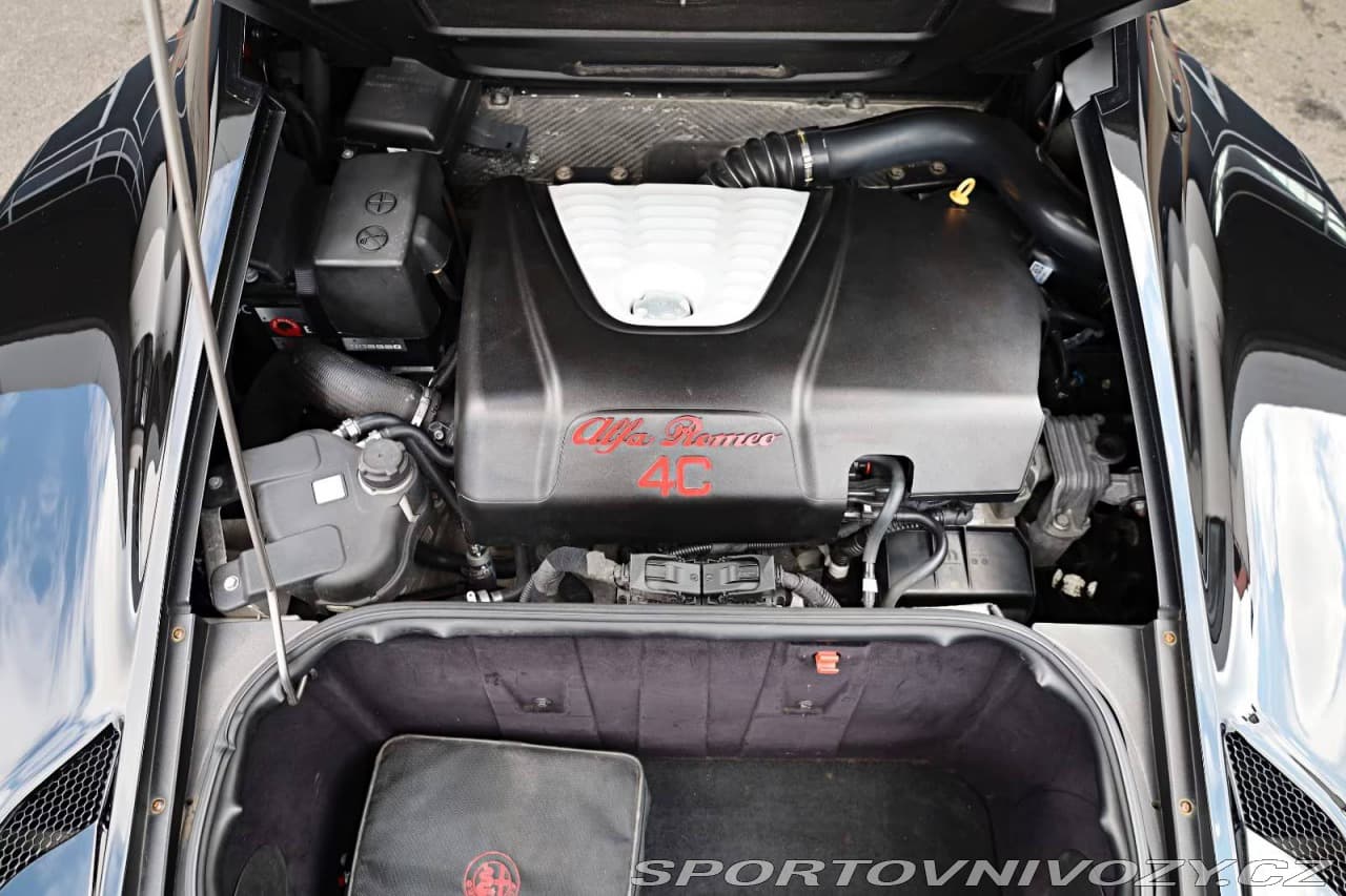 2019 Alfa Romeo 4c - 20