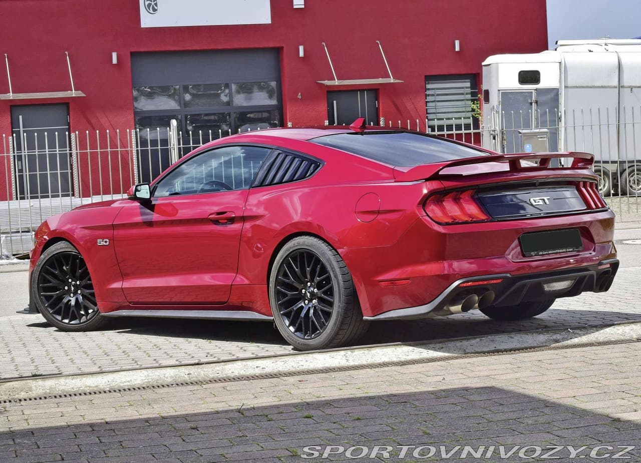 2021 Ford Mustang - 12